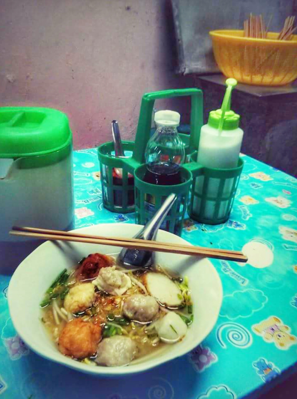thai noodles street food